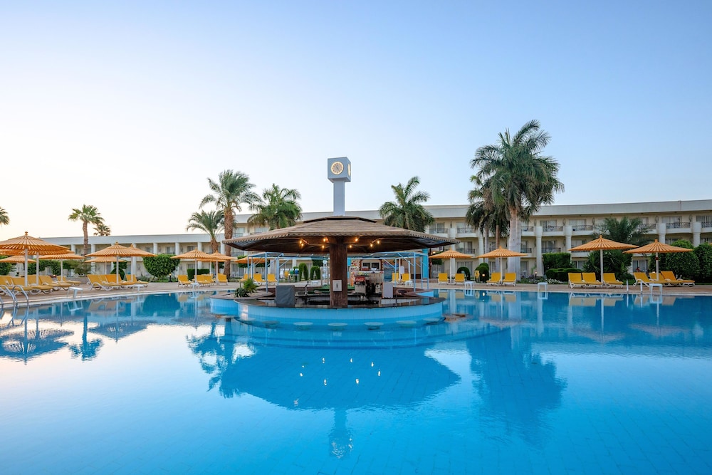 JAZ Elite Makadi — Hotel building in Makadi Bay, Red Sea