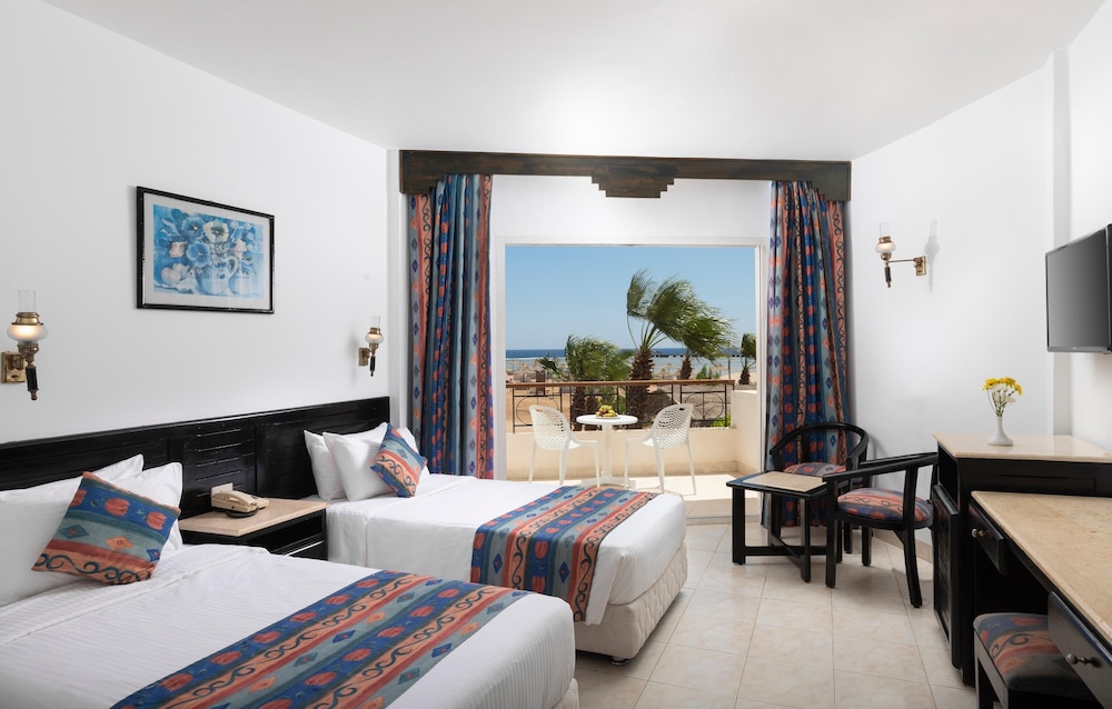 JAZ Palmariva Beach — Hotel rooms in Makadi Bay, Red Sea