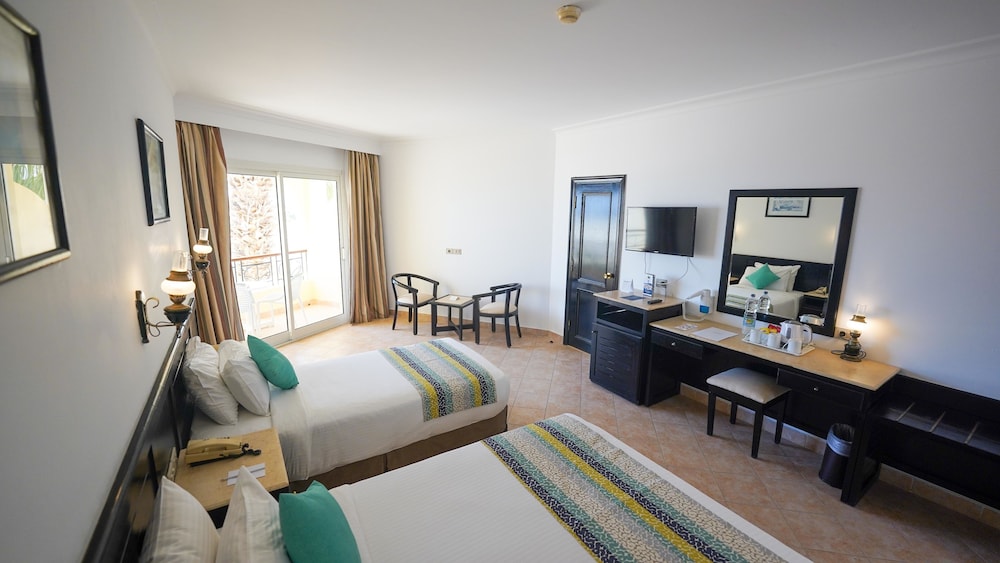JAZ Palmariva Beach — Hotel rooms in Makadi Bay, Red Sea