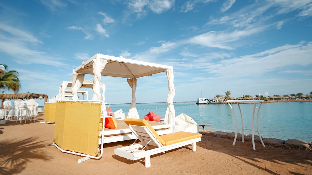 JAZ Palmariva Beach — Beach in Makadi Bay, Red Sea