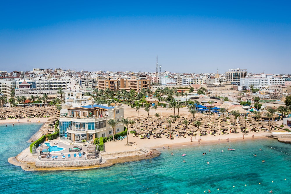 Seagull Beach Resort Families & Couples Only - All Inclusive — Beach in Hurghada, Red Sea