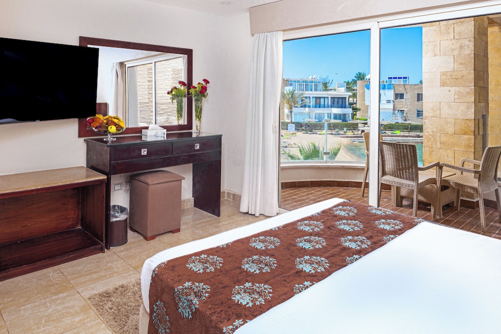 Seagull Beach Resort Families & Couples Only - All Inclusive — Hotel rooms in Hurghada, Red Sea