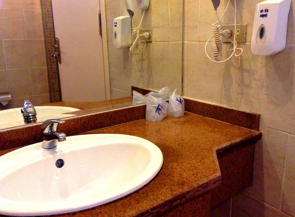 Giftun Azur Resort - All inclusive — Hotel rooms in Hurghada, Red Sea