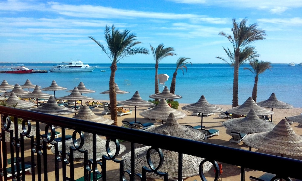 Giftun Azur Resort - All inclusive — Beach in Hurghada, Red Sea