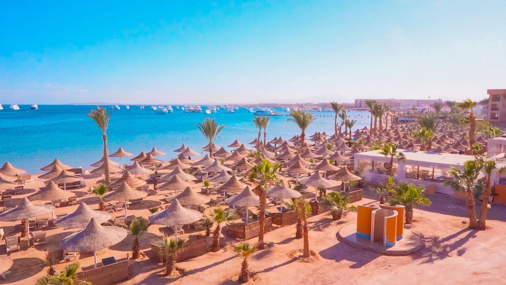 Giftun Azur Resort - All inclusive — Beach in Hurghada, Red Sea
