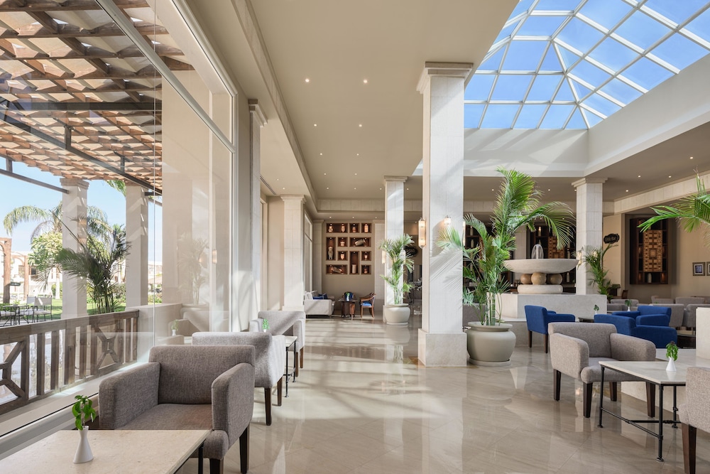 JAZ Casa Del Mar Resort — Hotel building in Hurghada, Red Sea