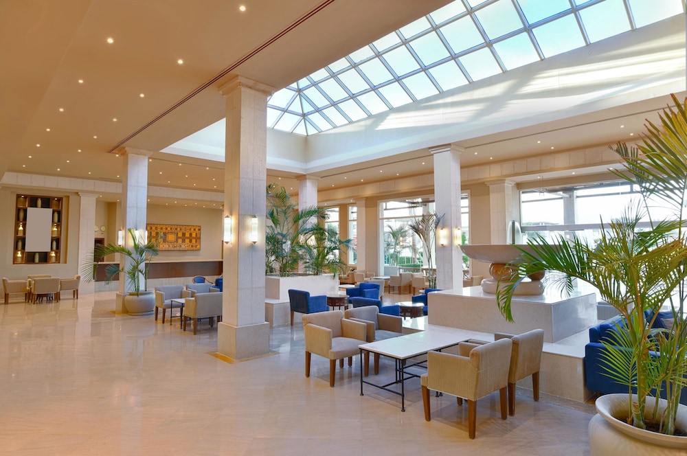 JAZ Casa Del Mar Resort — Hotel building in Hurghada, Red Sea