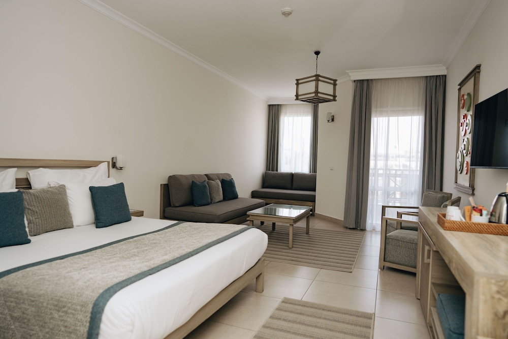 JAZ Casa Del Mar Resort — Hotel rooms in Hurghada, Red Sea