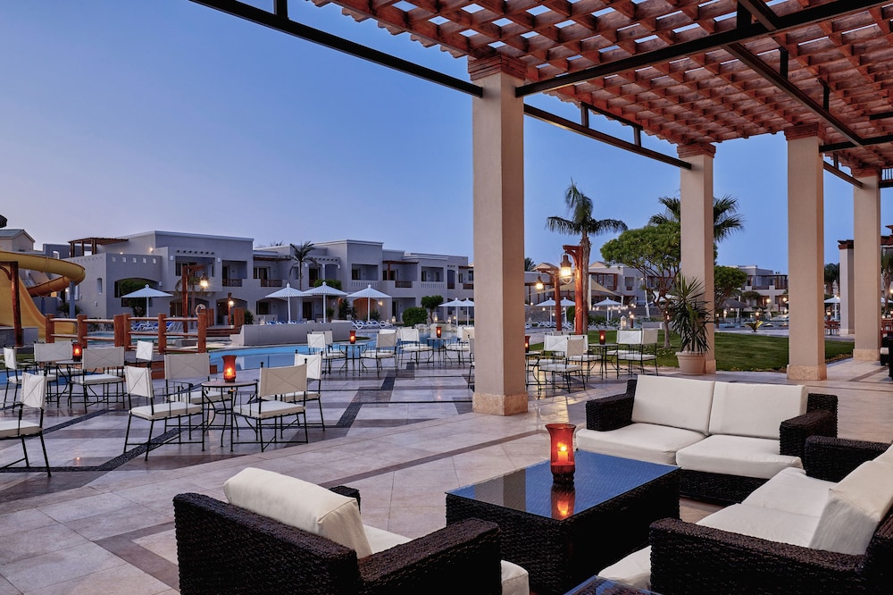 JAZ Casa Del Mar Resort — Restaurant & bars in Hurghada, Red Sea