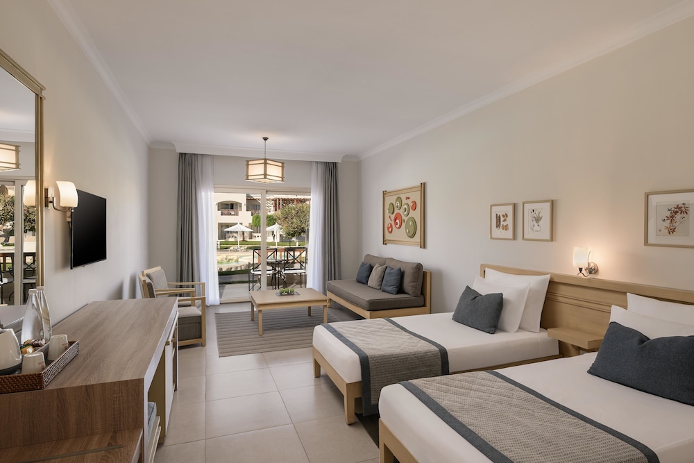 JAZ Casa Del Mar Resort — Hotel rooms in Hurghada, Red Sea