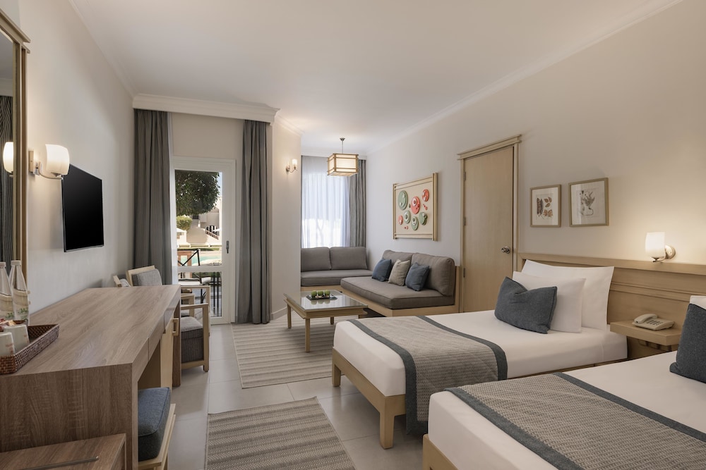 JAZ Casa Del Mar Resort — Hotel rooms in Hurghada, Red Sea