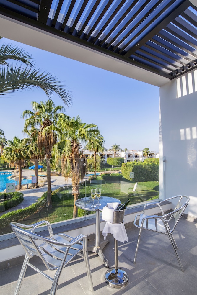 Amphoras Beach - Ultra All Inclusive — Hotel rooms in Sharm El Sheikh, Red Sea