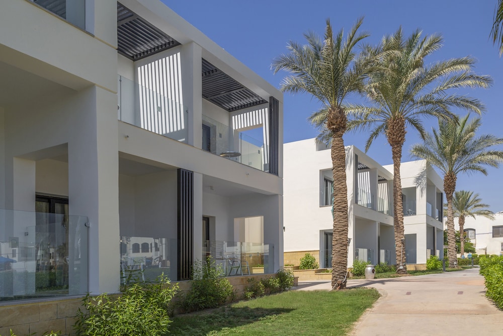 Amphoras Beach - Ultra All Inclusive — Hotel building in Sharm El Sheikh, Red Sea