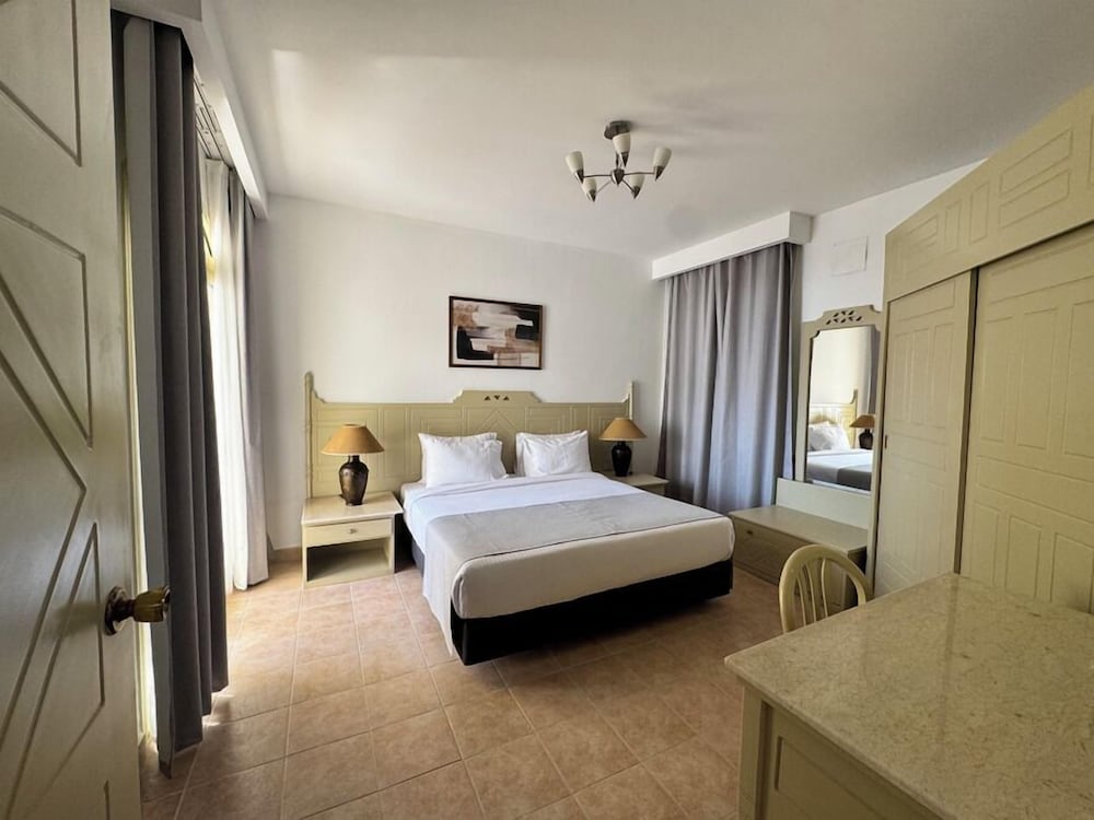 Amphoras Beach - Ultra All Inclusive — Hotel rooms in Sharm El Sheikh, Red Sea