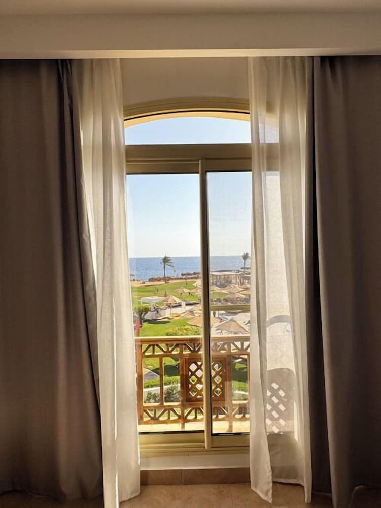 Amphoras Beach - Ultra All Inclusive — Hotel rooms in Sharm El Sheikh, Red Sea