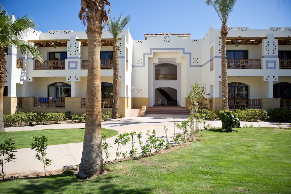 Amphoras Beach - Ultra All Inclusive — Hotel building in Sharm El Sheikh, Red Sea