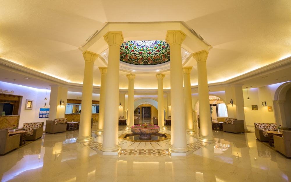 Medina Belisaire And Thalasso — Hotel building in Hammamet, Nabeul