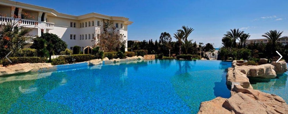 Medina Belisaire And Thalasso — Swimming pool in Hammamet, Nabeul