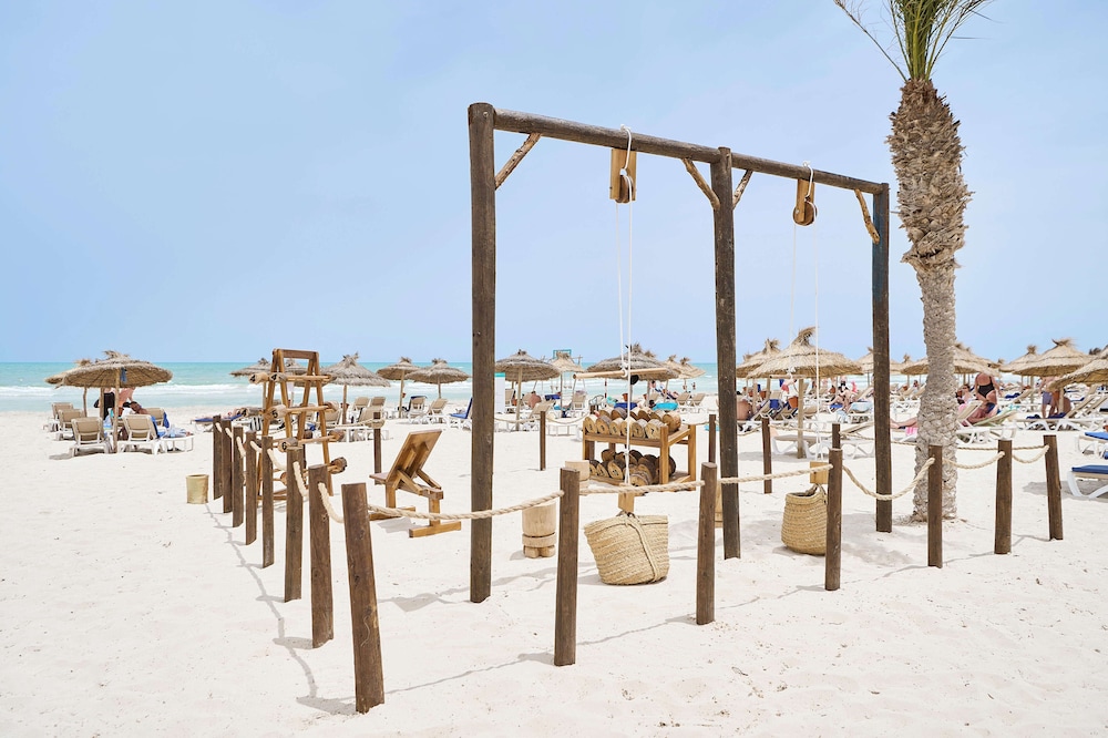 Iberostar Waves Mehari Djerba — Beach in Aghir, Medenine