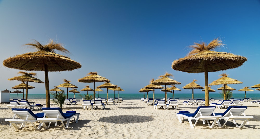 Iberostar Waves Mehari Djerba — Beach in Aghir, Medenine