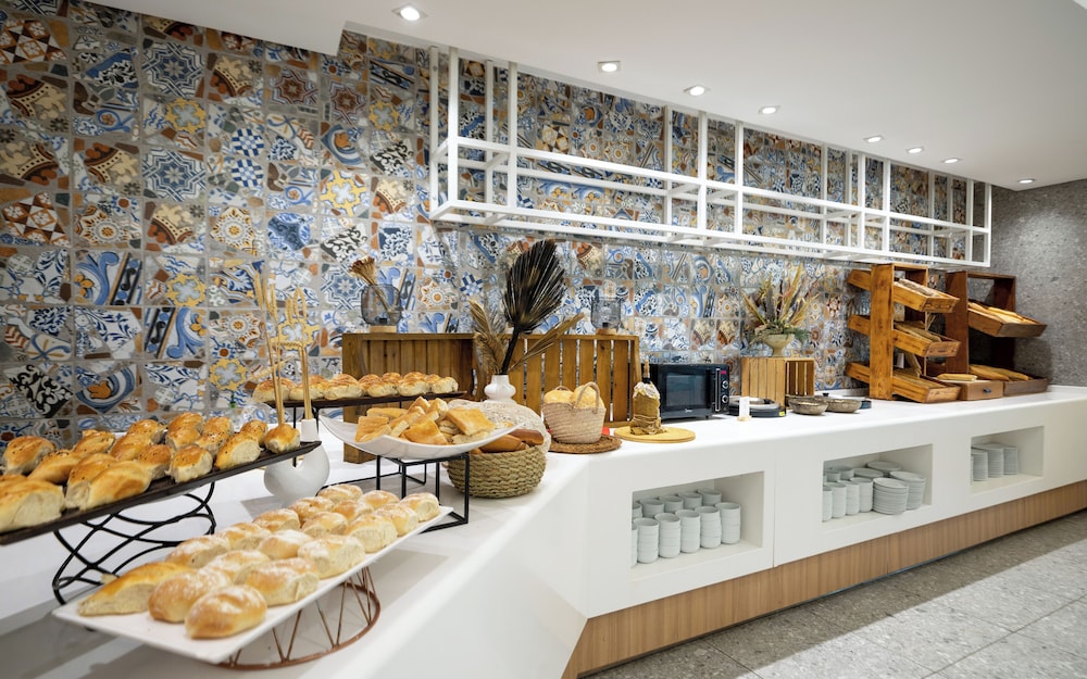 Iberostar Waves Mehari Djerba — Restaurant & bars in Aghir, Medenine