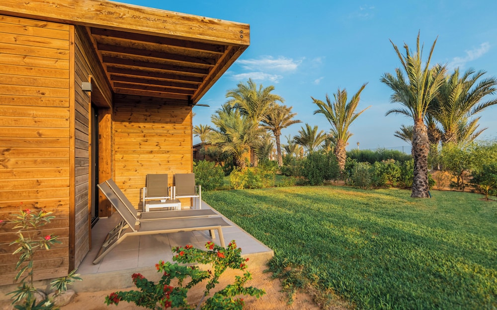 Iberostar Waves Mehari Djerba — Hotel building in Aghir, Medenine