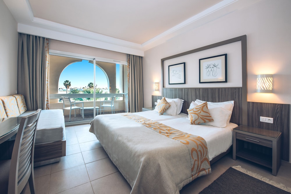 Iberostar Waves Mehari Djerba — Hotel rooms in Aghir, Medenine