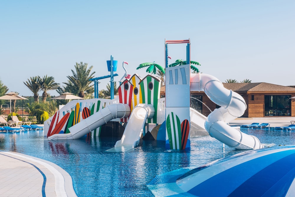 Iberostar Waves Mehari Djerba — Swimming pool in Aghir, Medenine