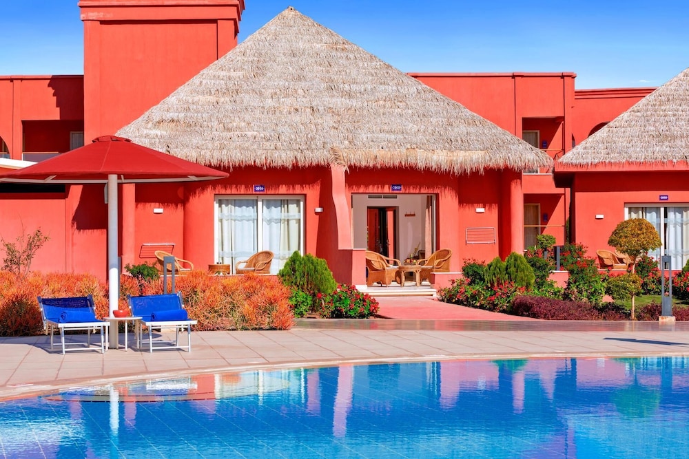 Pickalbatros Laguna Vista Resort - Sharm El Sheikh — Hotel building in Sharm El Sheikh, Red Sea