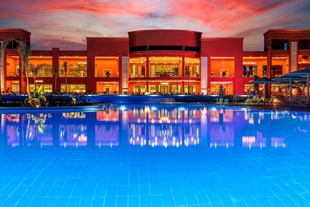 Pickalbatros Laguna Vista Resort - Sharm El Sheikh — Hotel building in Sharm El Sheikh, Red Sea