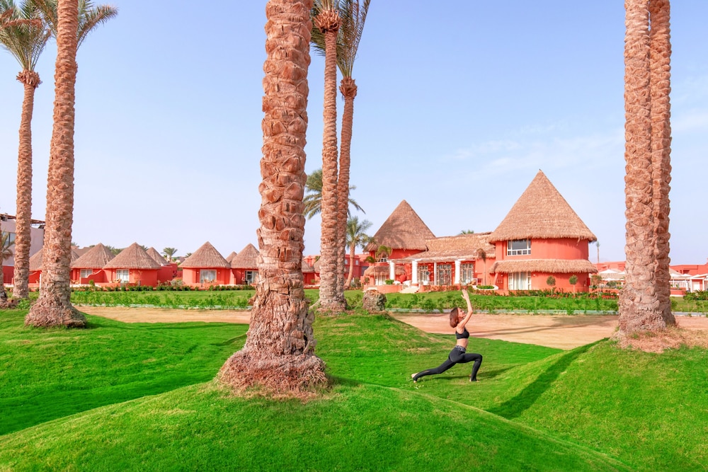 Pickalbatros Laguna Vista Resort - Sharm El Sheikh — Hotel building in Sharm El Sheikh, Red Sea