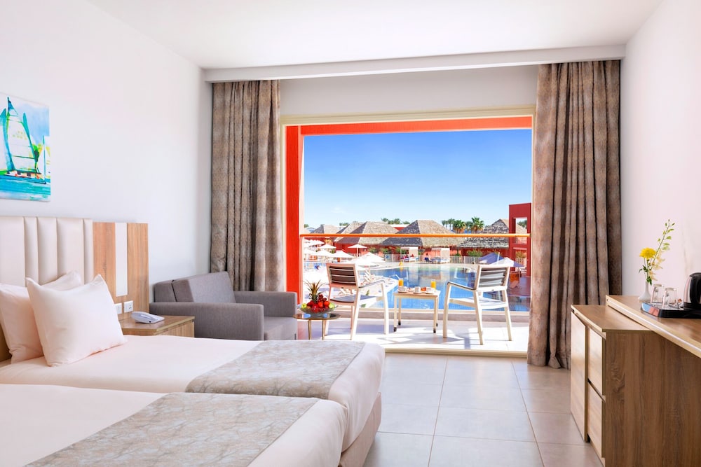 Pickalbatros Laguna Vista Resort - Sharm El Sheikh — Hotel rooms in Sharm El Sheikh, Red Sea