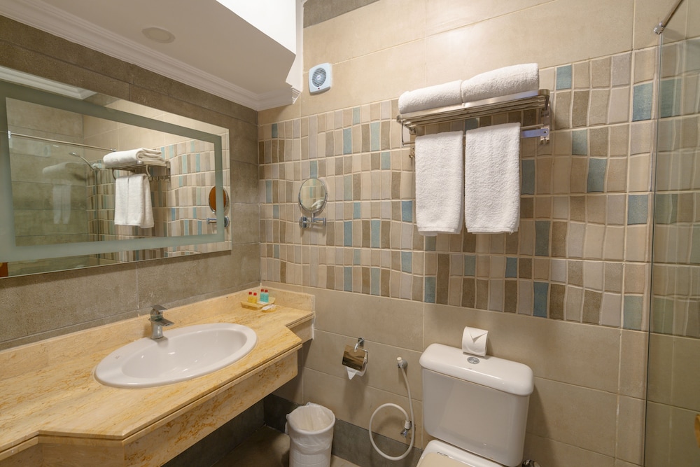 Minamark Resort & Spa, for families & couples only — Hotel rooms in Hurghada, Red Sea