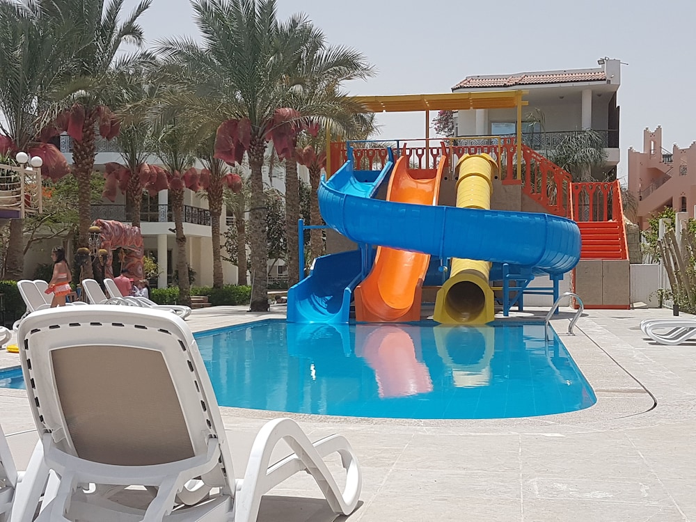 Minamark Resort & Spa, for families & couples only — Swimming pool in Hurghada, Red Sea