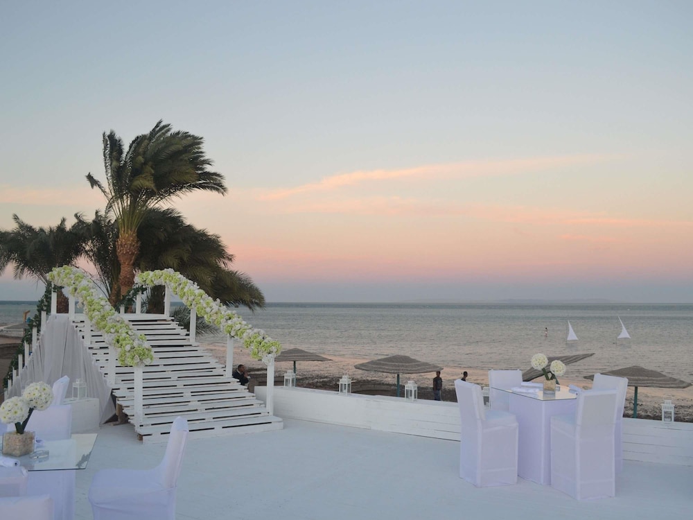 Mövenpick Resort & Spa El Gouna — Beach in El Gouna, Red Sea