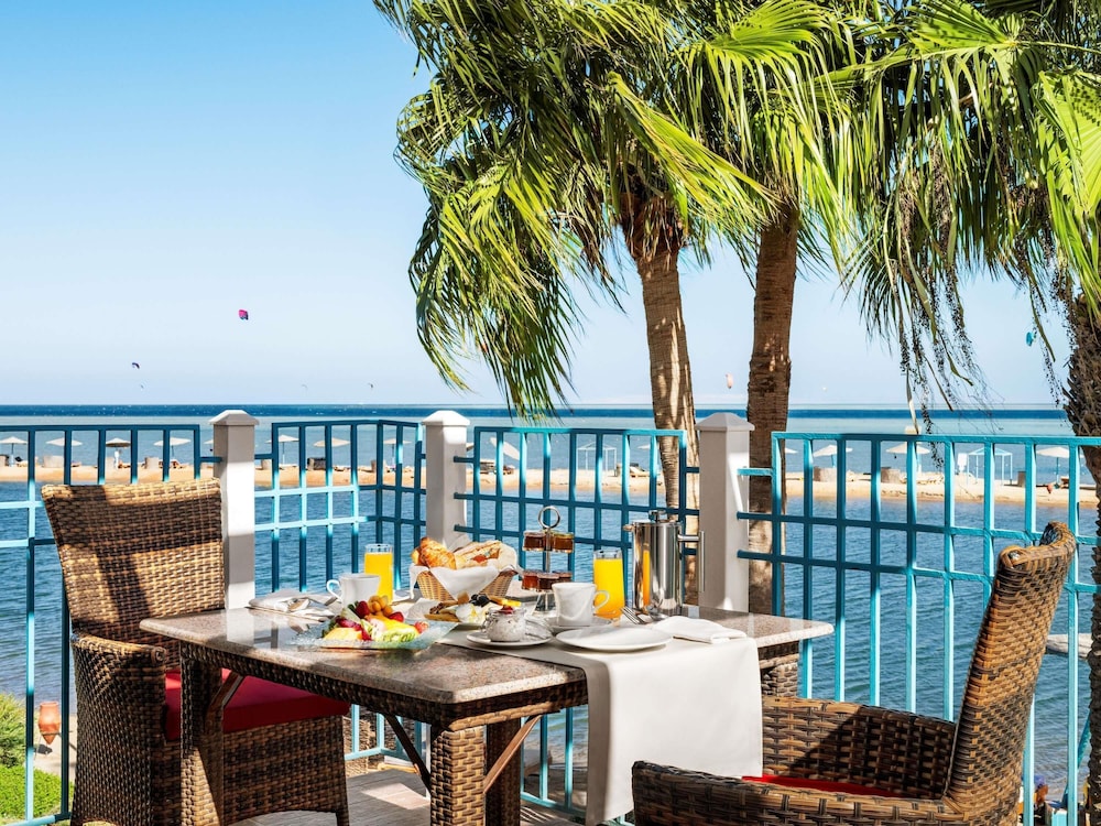 Mövenpick Resort & Spa El Gouna — Restaurant & bars in El Gouna, Red Sea