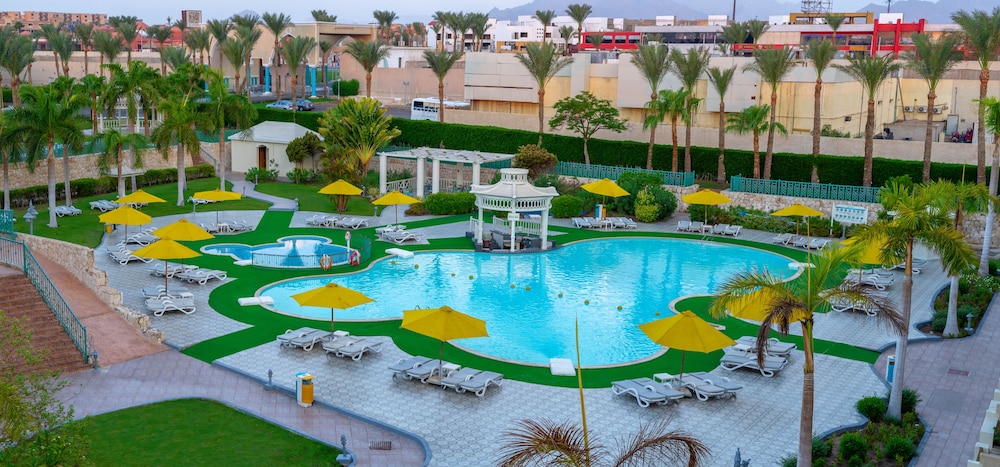 Aurora Oriental Resort Sharm El Sheikh — Swimming pool in Sharm El Sheikh, Red Sea