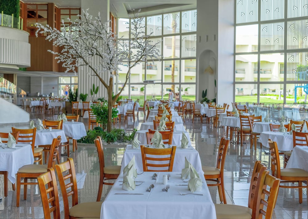 Aurora Oriental Resort Sharm El Sheikh — Restaurant & bars in Sharm El Sheikh, Red Sea