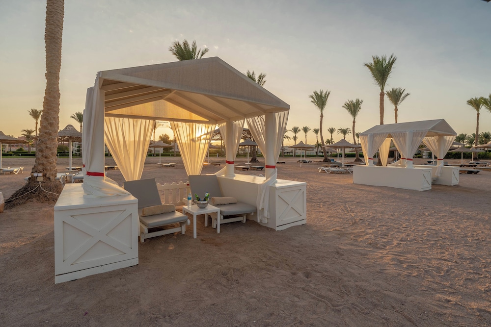 Aurora Oriental Resort Sharm El Sheikh — Beach in Sharm El Sheikh, Red Sea
