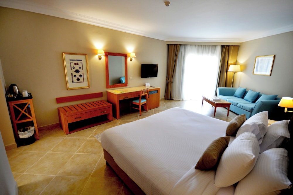 Aurora Oriental Resort Sharm El Sheikh — Hotel rooms in Sharm El Sheikh, Red Sea