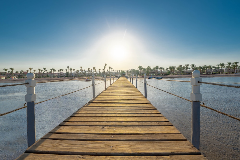 Aurora Oriental Resort Sharm El Sheikh — Beach in Sharm El Sheikh, Red Sea
