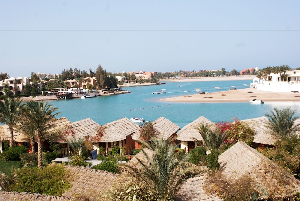 Hotel Panorama Bungalow Resort El Gouna — Beach in El Gouna, Red Sea