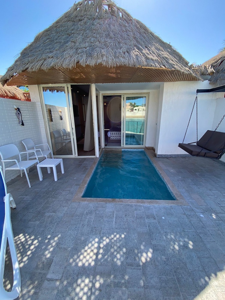 Hotel Panorama Bungalow Resort El Gouna — Swimming pool in El Gouna, Red Sea