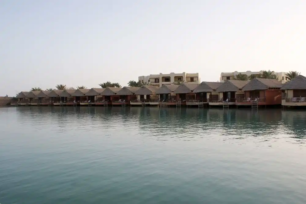 Hotel Panorama Bungalow Resort El Gouna — Hotel building in El Gouna, Red Sea