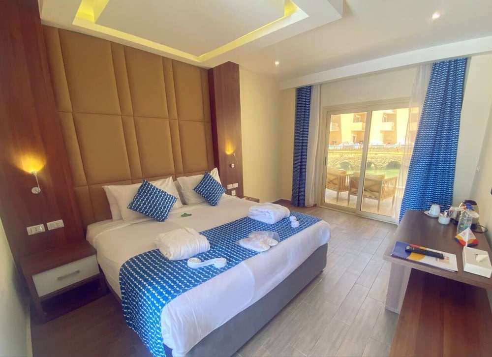Bellagio Beach Resort — Hotel rooms in Hurghada, Red Sea