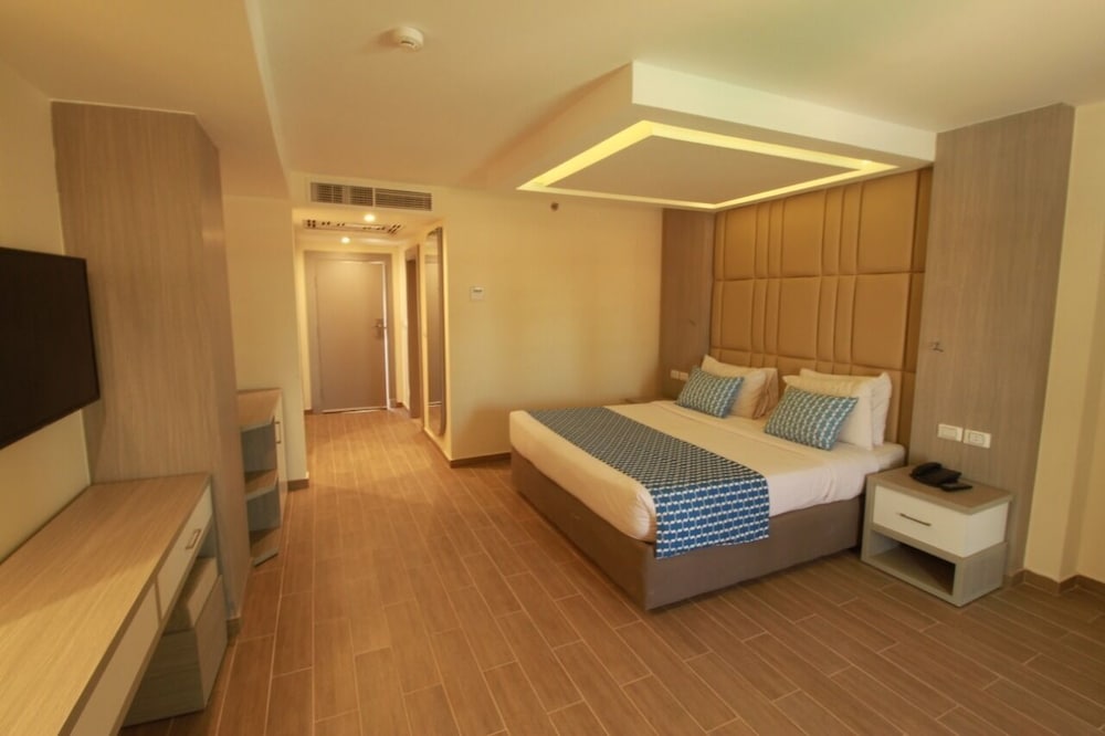 Bellagio Beach Resort — Hotel rooms in Hurghada, Red Sea