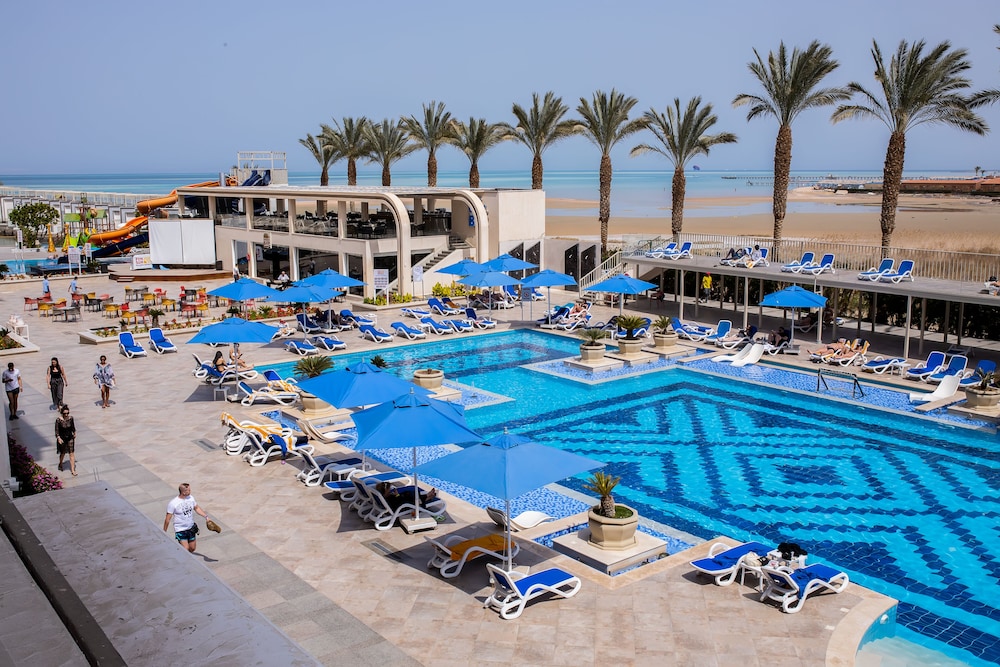 Bellagio Beach Resort — Beach in Hurghada, Red Sea