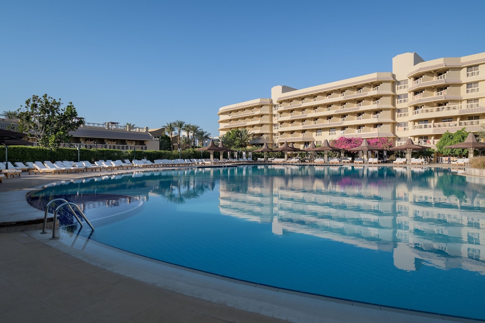 Sindbad Club — Swimming pool in Hurghada, Red Sea