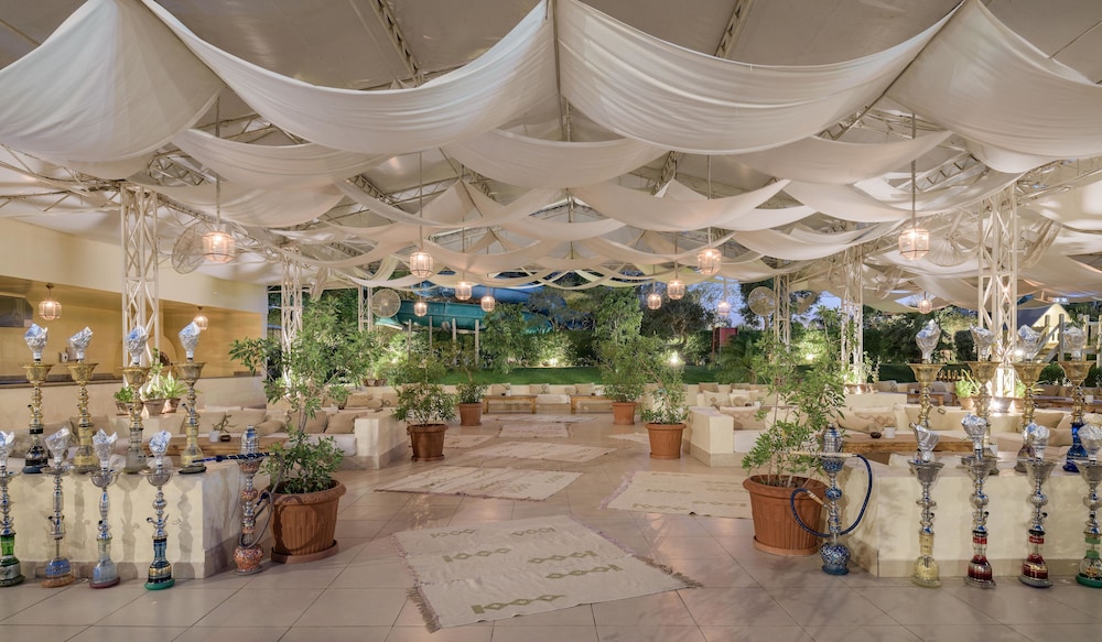 Sindbad Club — Hotel building in Hurghada, Red Sea