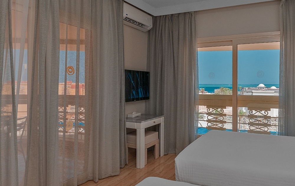 Sindbad Club — Hotel rooms in Hurghada, Red Sea